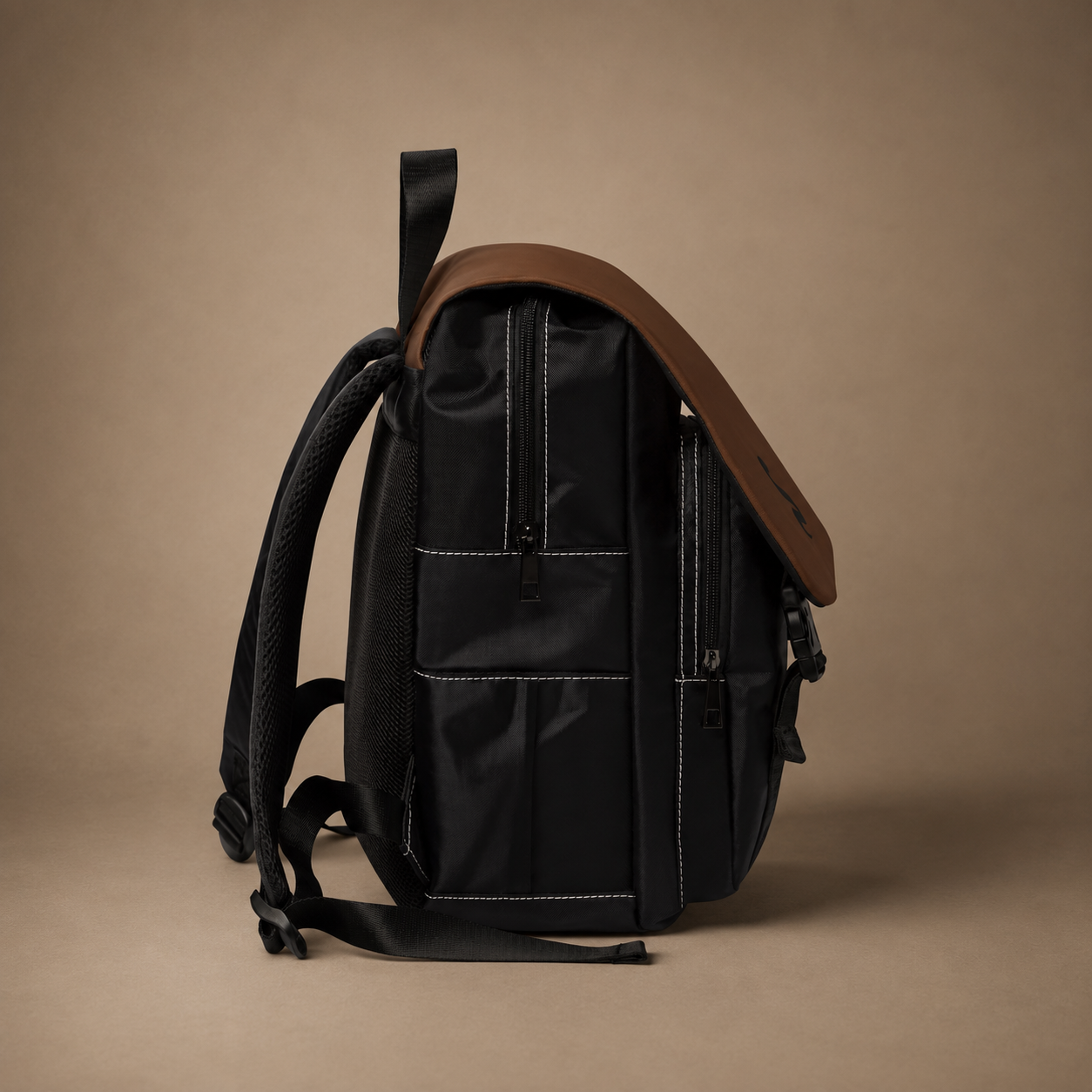 CASUAL FLAP BACKPACK