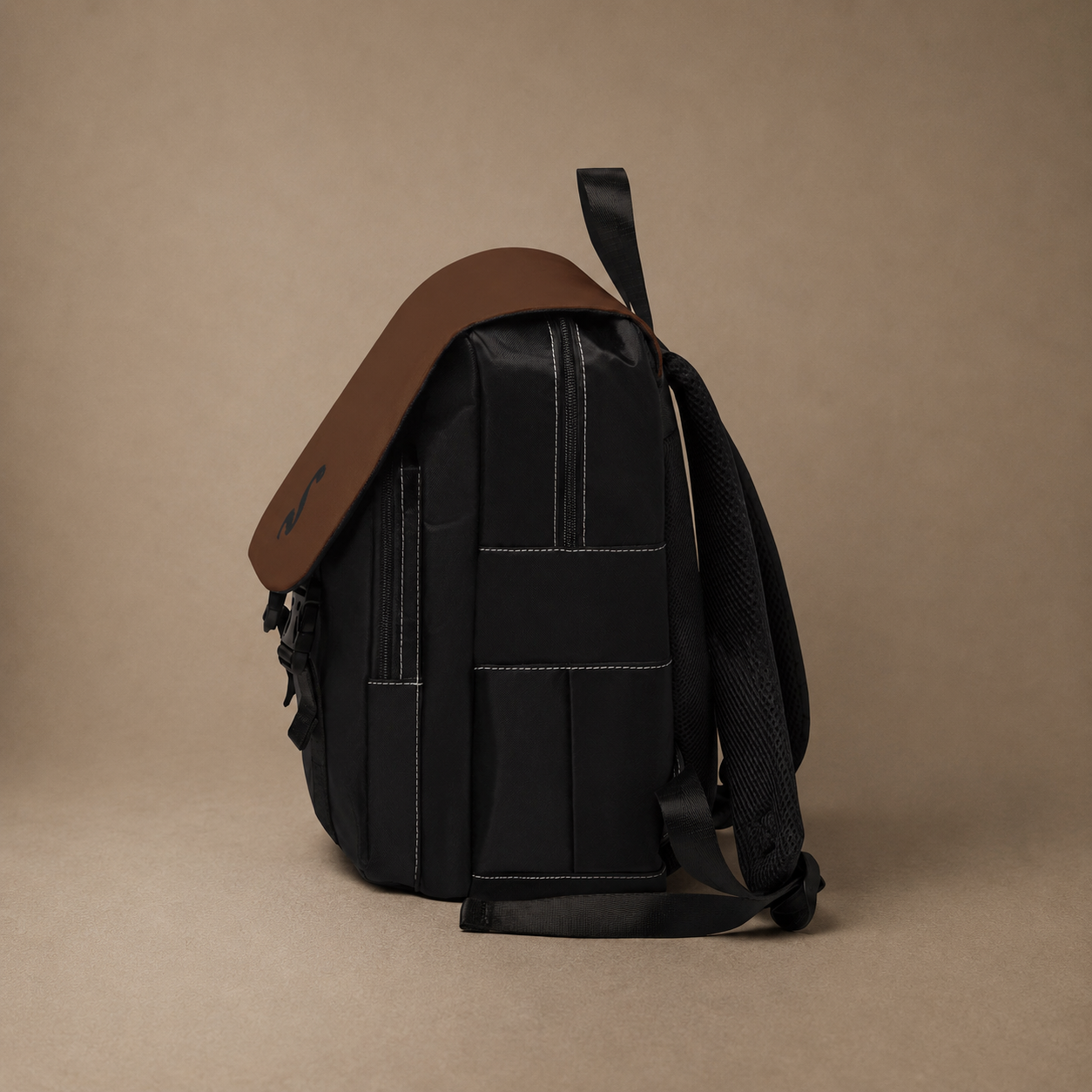 CASUAL FLAP BACKPACK